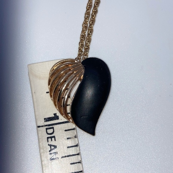 Vtg Michelle Lynn Matte Black Enamel Tropical Leaf Necklace 18” + 1.2” Pendant - Picture 5 of 6